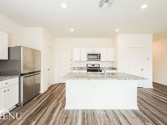 3rd image of 13707 Summer Light St