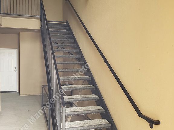 3rd image of 5647 Dorsey St