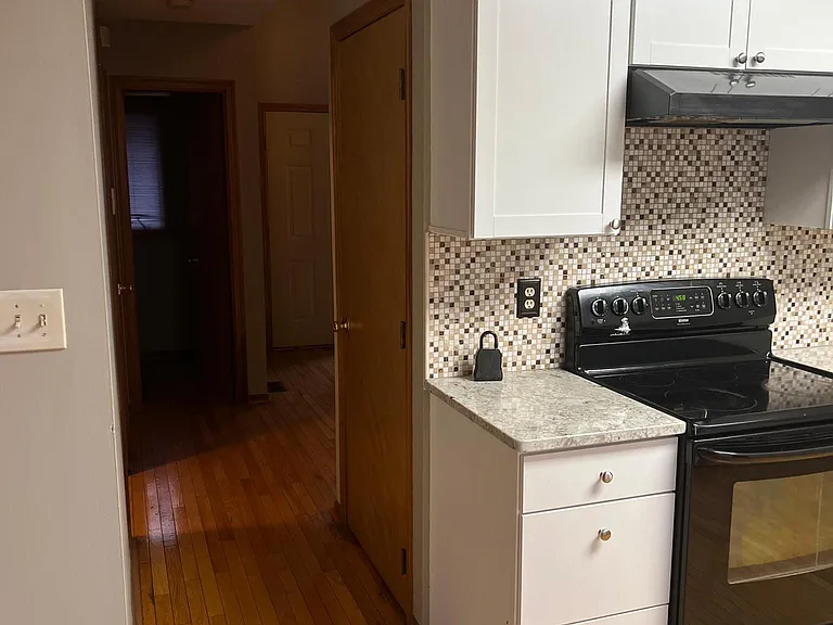 7426 Mapleleaf Blvd — Photo 12