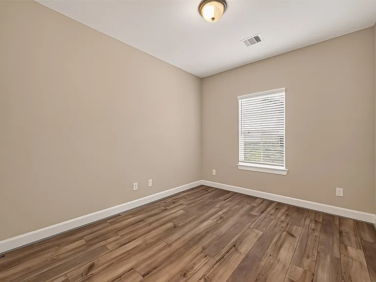 4309 Dickson St #B — Photo 25