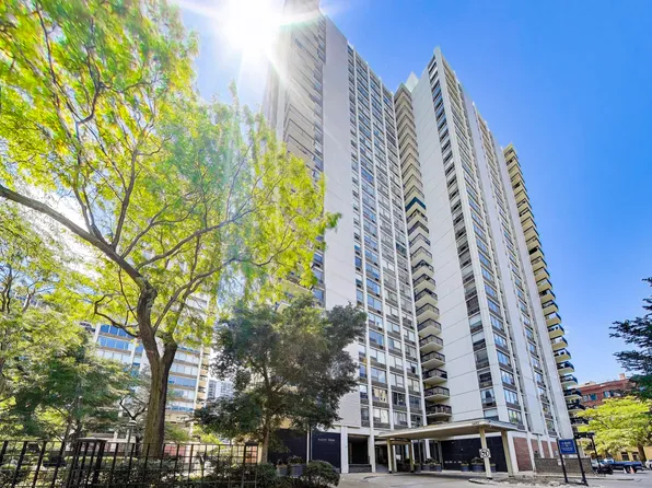 1460 Sandburg St Unit 2809, Chicago, IL 60610
