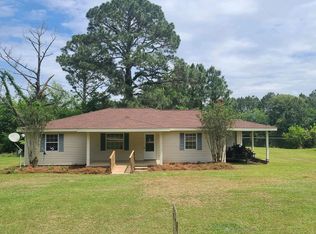 140 Lovie Swails Rd, Enigma, GA 31749