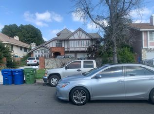 17623 Prairie St, Northridge, CA 91325