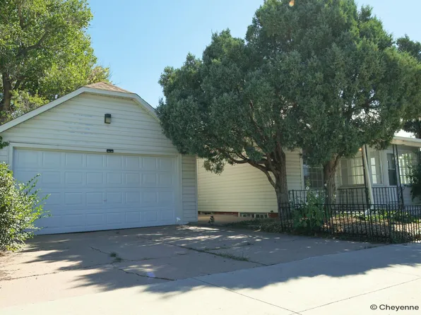 2515 Snyder Ave, Cheyenne, WY 82001