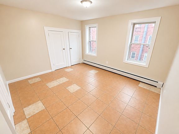 5th image of 316 Mount Prospect Ave #7A