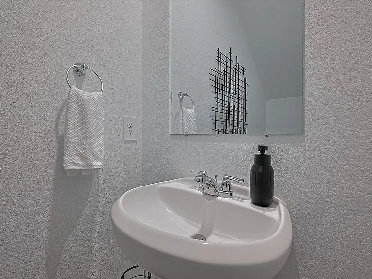 10405 Hadley Park Trl — Photo 24