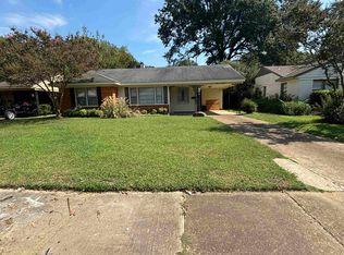 1548 Ivy Rd, Memphis, TN 38117