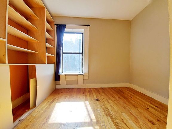 5th image of 1054 Bergen St APT 3B