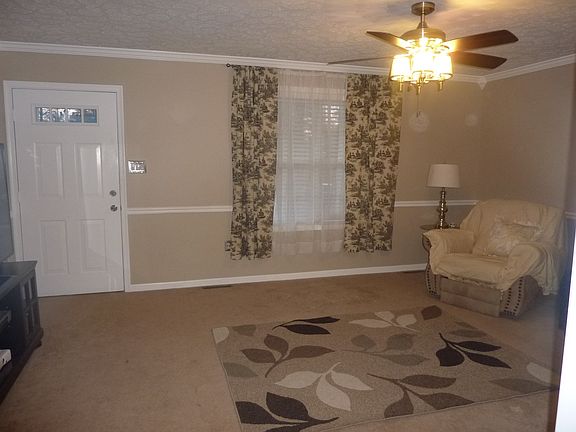 5th image of 25815 Hills Dr