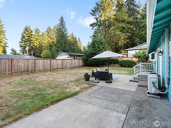 3rd image of 5005 23rd Avenue SE
