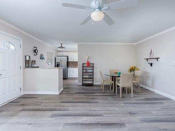 5th image of 3230 E Pinchot Ave APT 29