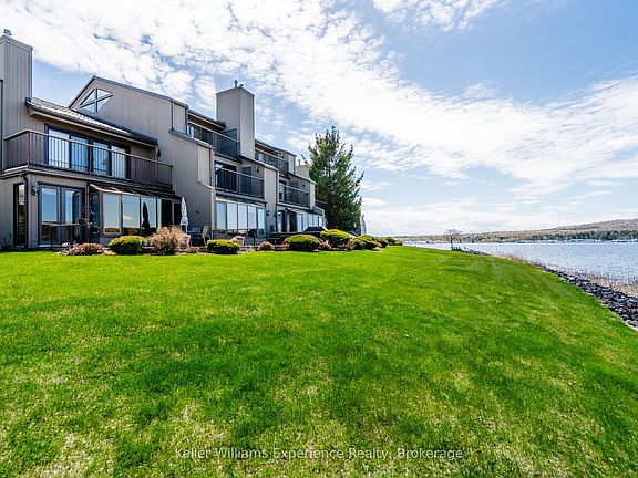 3rd image of 8 Beck Blvd #5
