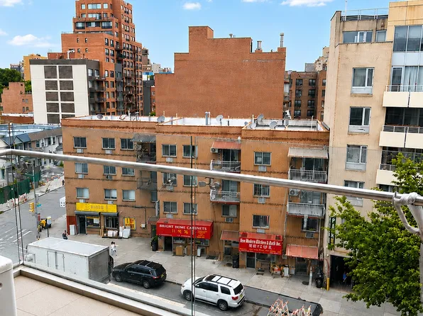 41-42 College Point Boulevard image 1 of 7