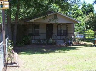 233 S Palmer Ave, Georgiana, AL 36033