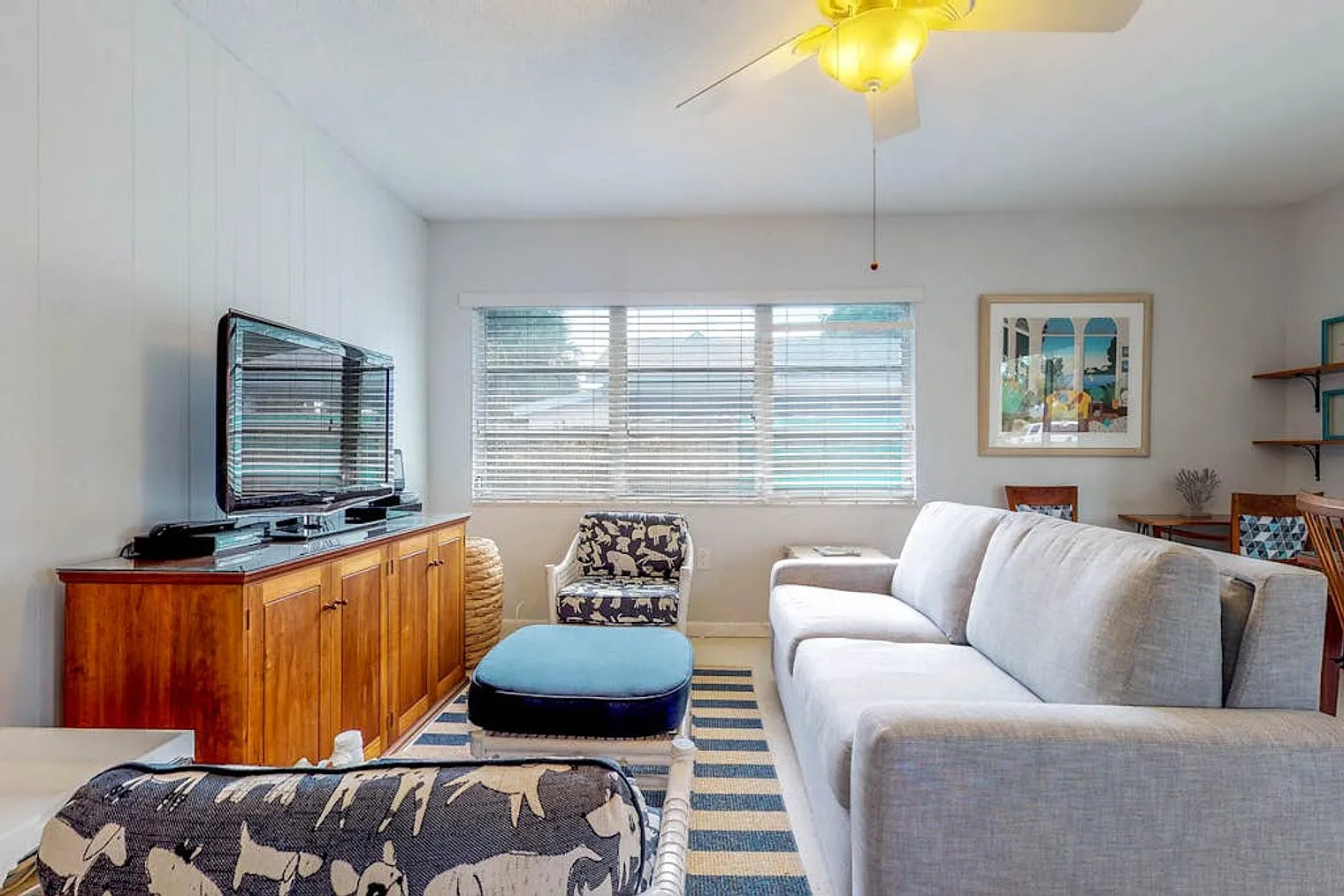 2 bed, 2.0 bath, 1399 sqft, $9,013 — Photo 4