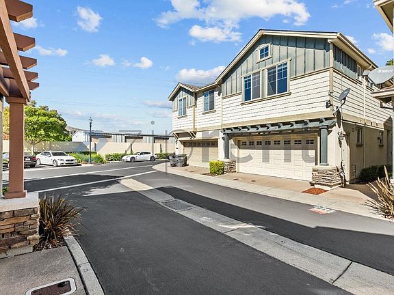 2nd image of 6325 Bray Ct