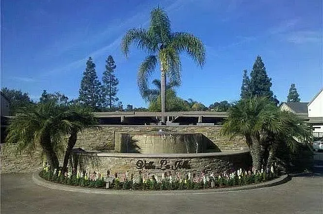 8529 Villa La Jolla Dr #C — Photo 12