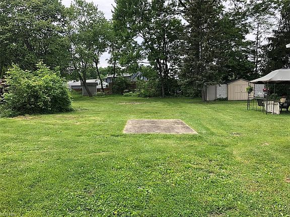 4th image of 3260 7th St