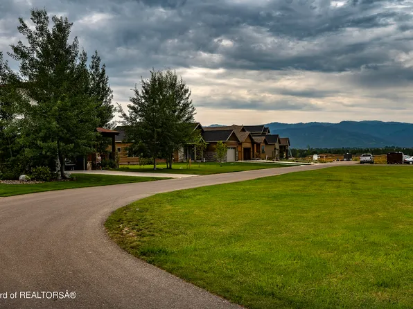 269 Harris Hawk Dr, Victor, ID 83455