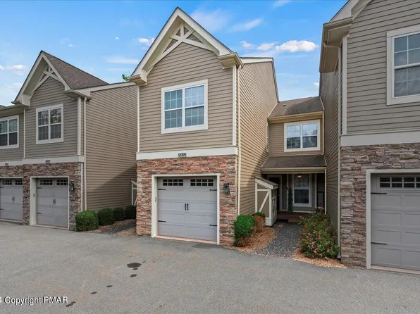 1232 Clymer Ln, Long Pond, PA 18334