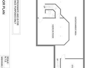 8 Mallard Rd, Mahwah, NJ 07430