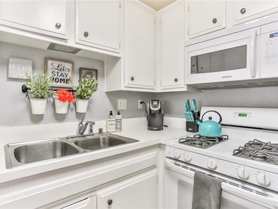 3050 S Bristol St UNIT 9Q, Santa Ana, CA, 92704