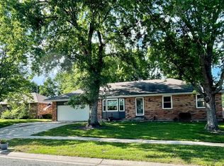 3840 SW 39th Ter, Topeka, KS 66610