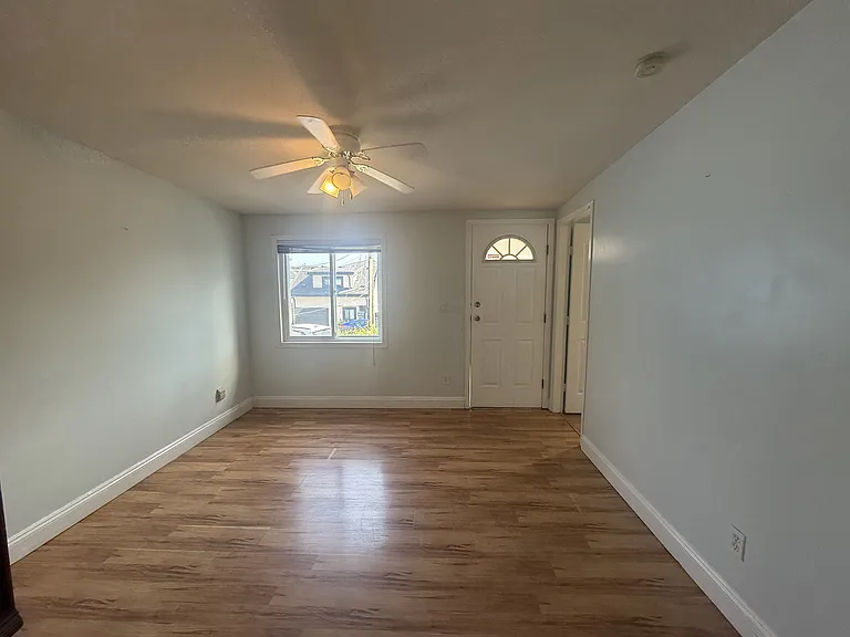 768 E 57th Ave — Photo 5