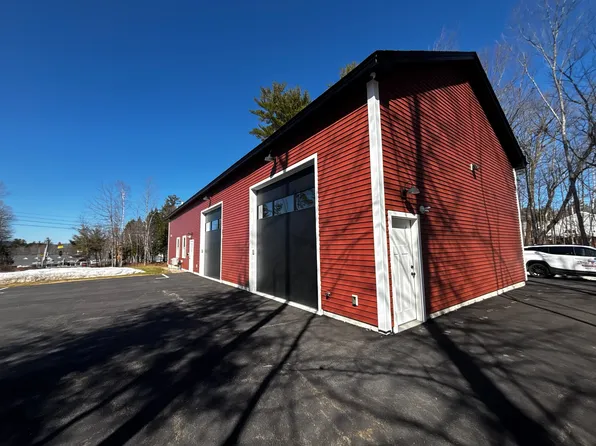 3 Enterprise Ct #B, Meredith, NH 03253