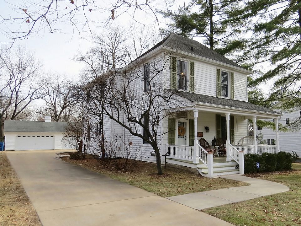 1st image of 20 Parkland Ave