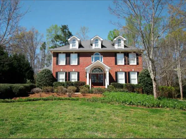 268 E Tennant Cir, Chickamauga, GA 30707