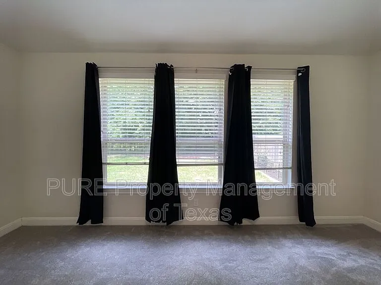 716 Expedition Way — Photo 35