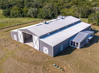 6417 County Road 240, Waelder, TX 78959