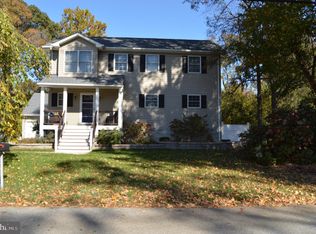 2520 229th St, Pasadena, MD 21122
