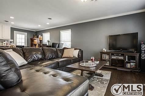 4th image of 10616 Lake Haven Dr