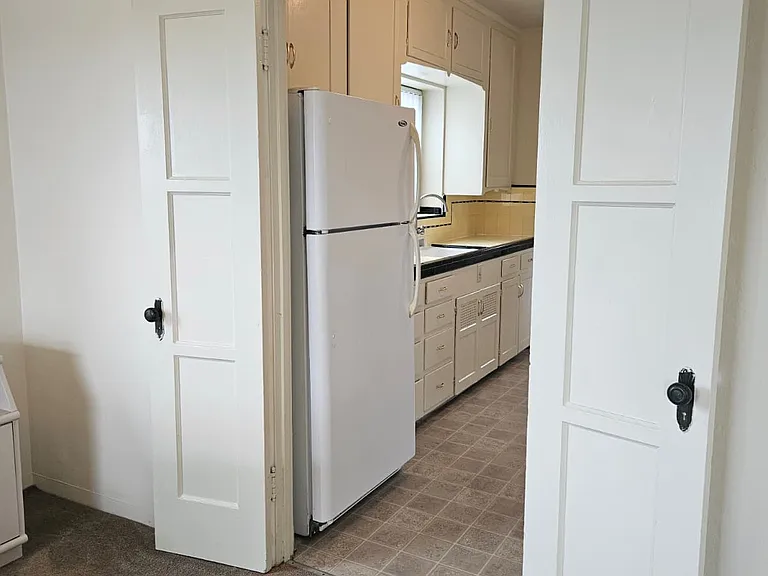 5728 Adelaide Ave — Photo 9