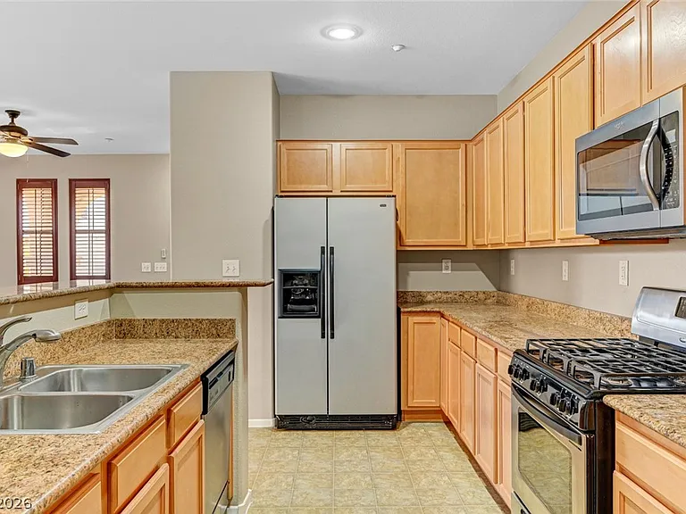 10731 Myrtle Grove Ave — Photo 16