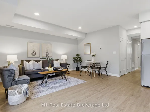 708 Woolwich St #116, Guelph, ON N1H 3W8