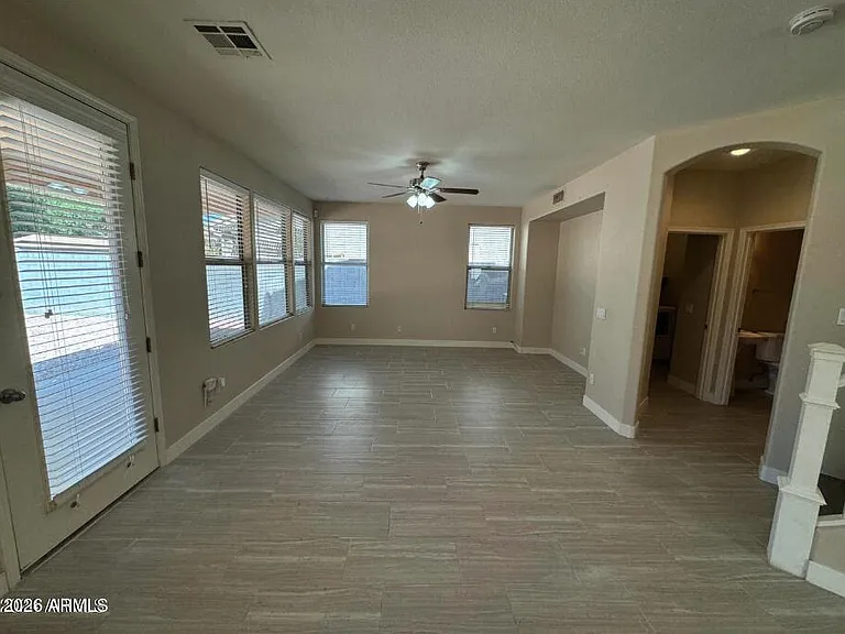 1470 W Armstrong Way — Photo 9