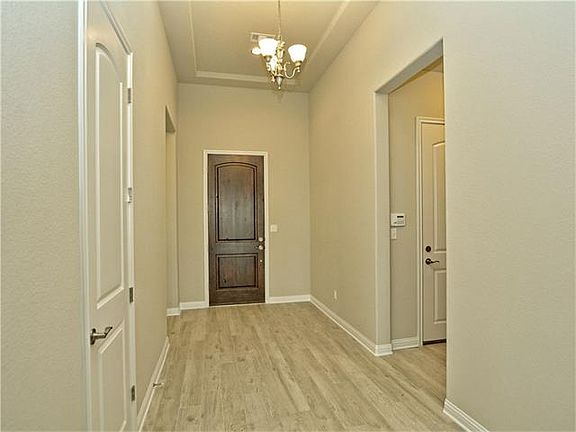 4th image of 2851 Saint Paul Rivera