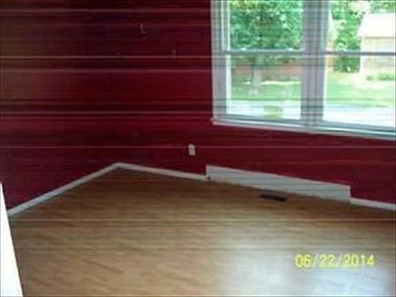 3rd image of 1267 Carolina Ave