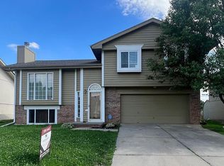 12927 Ogden St, Omaha, NE 68164