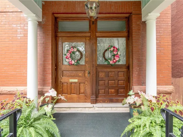 4366 Laclede Ave, Saint Louis, MO 63108
