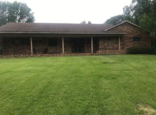 765 Baldwin Rd N, Lake Cormorant, MS 38641