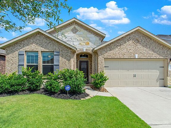 2nd image of 23830 San Barria Dr