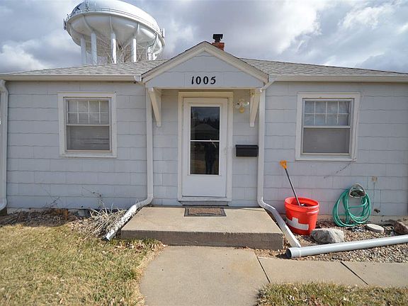 2nd image of 1005 E 4th St