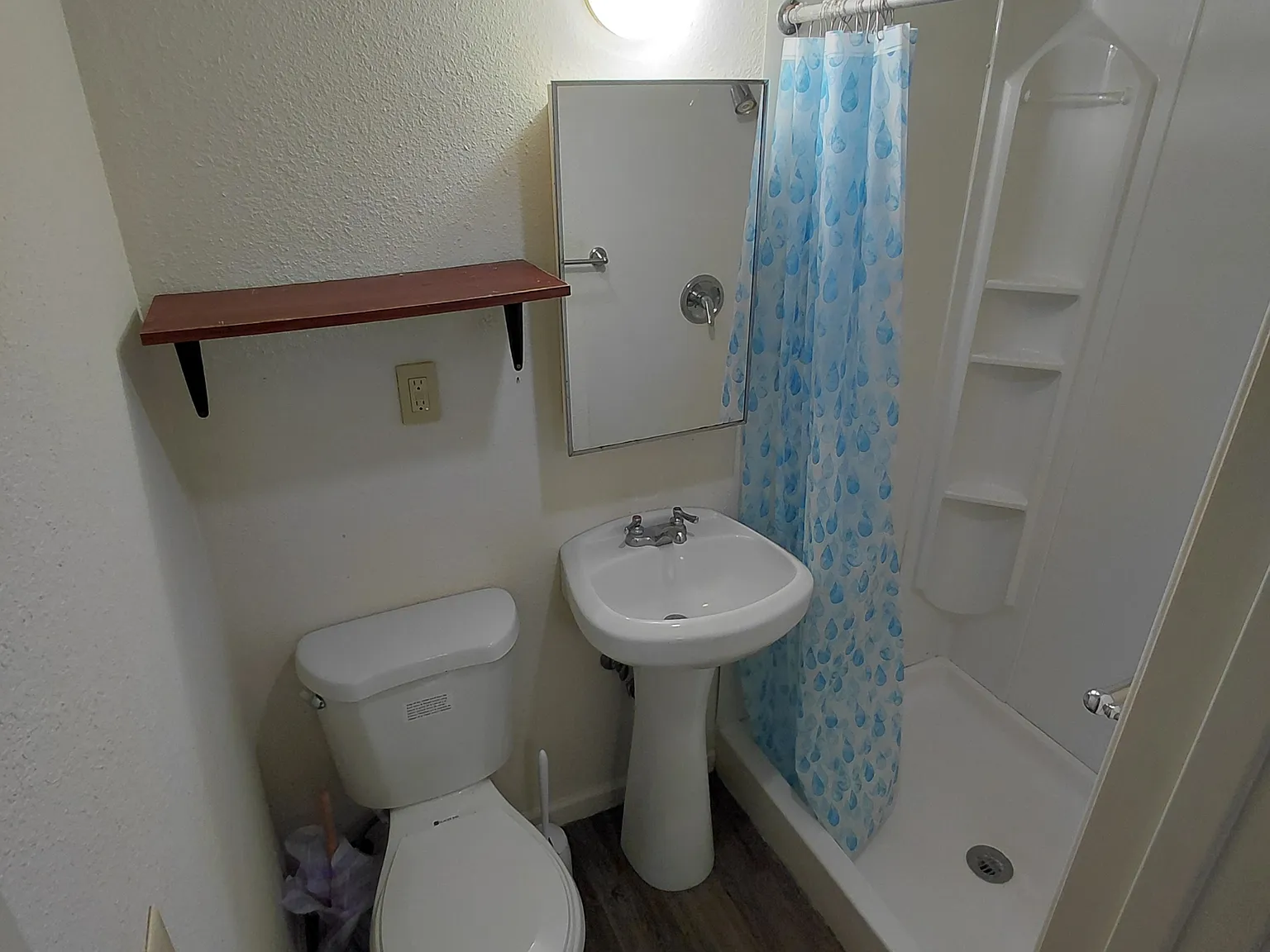 255 N Buchanan St — Photo 3