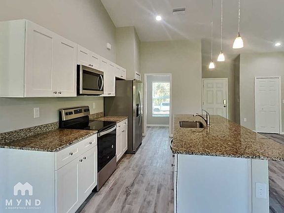 4th image of 1862 Franklin Ln