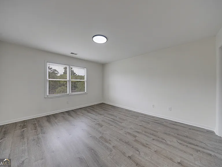 5795 Dovnick Dr — Photo 43