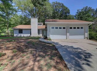 111 Mossy Brook Dr, Stockbridge, GA 30281